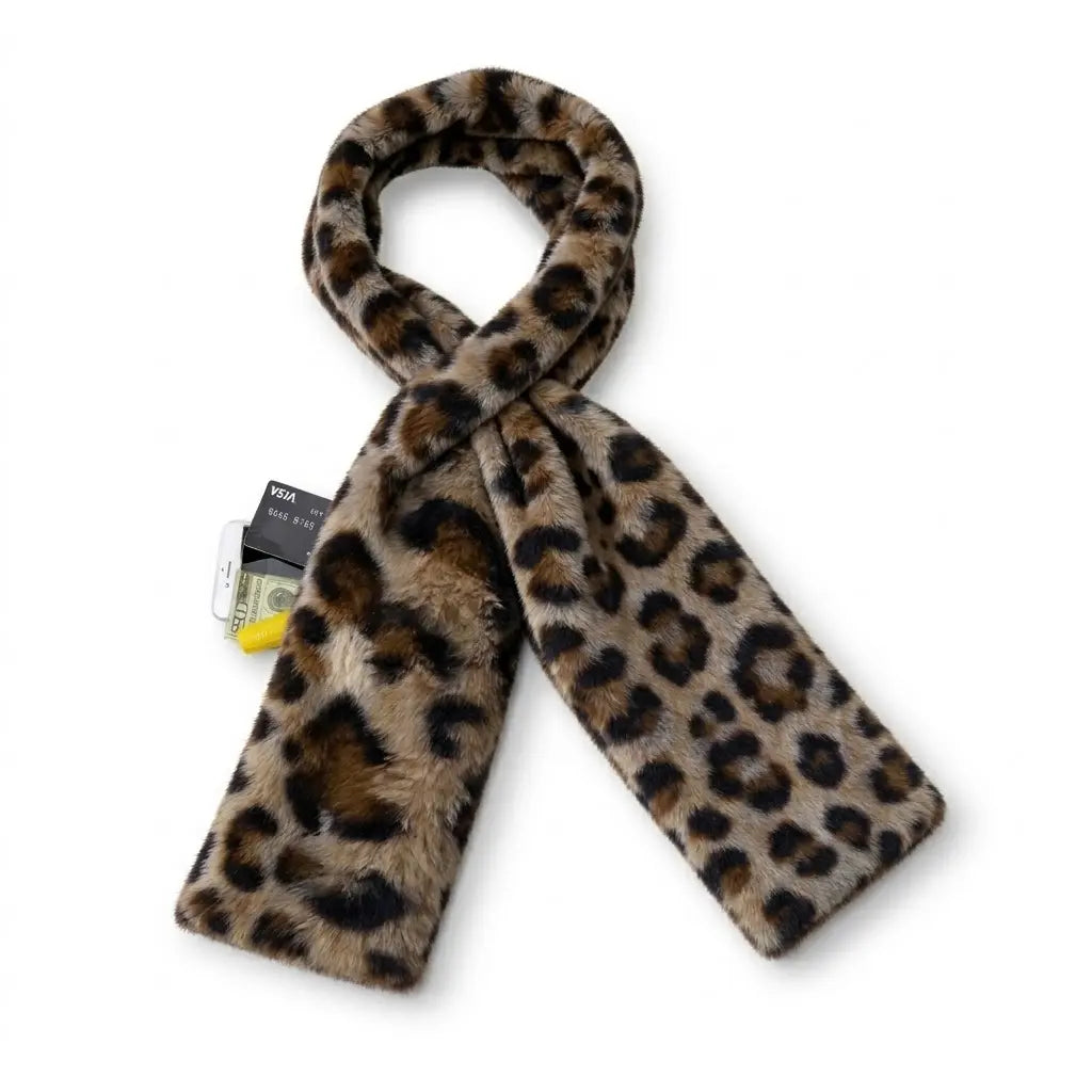 Cozy Scarf with Hidden Pocket – Warm, Soft & Secure Zipper🧣