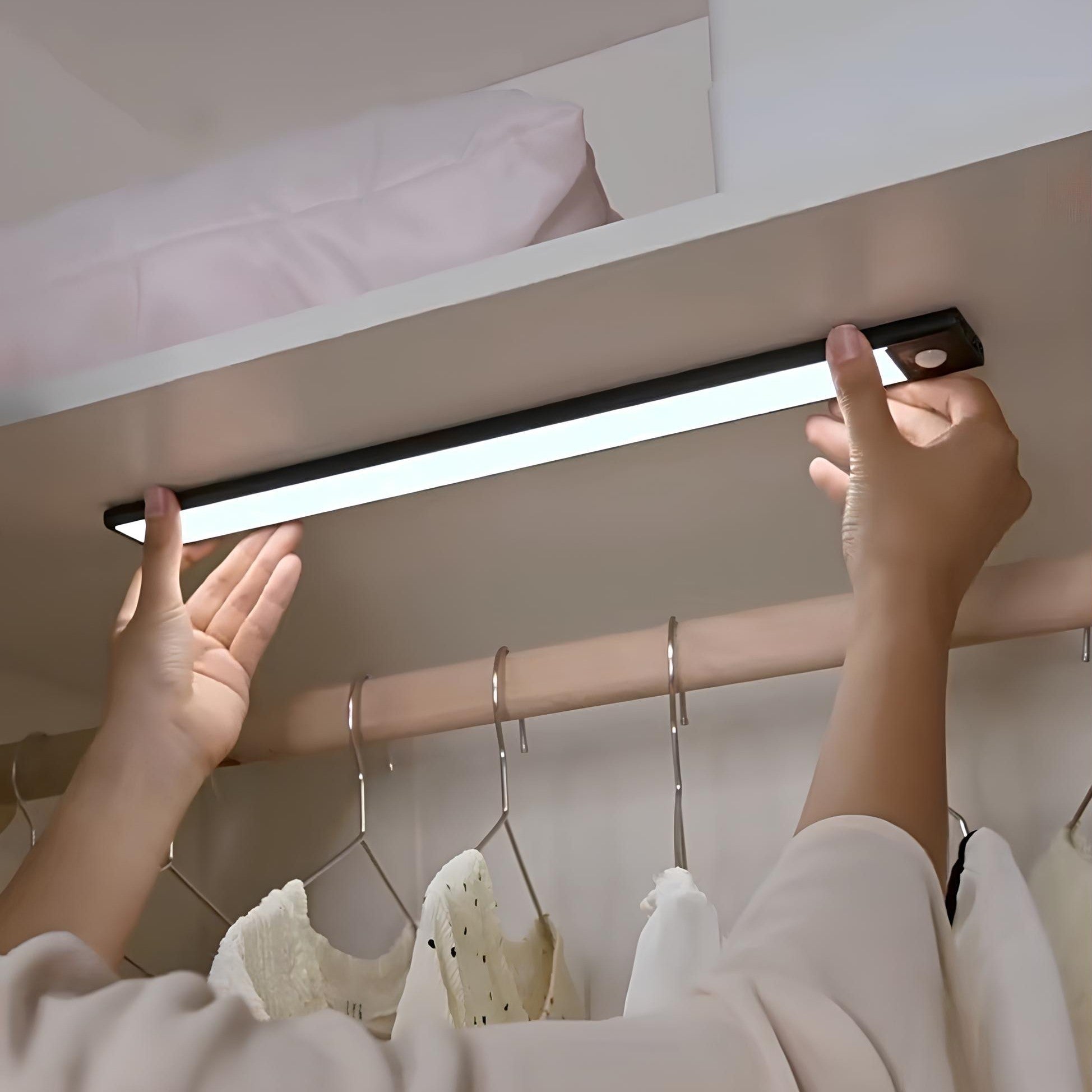 EasyStick™ Ultra-Thin Cordless Motion-Sensing LED Strip
