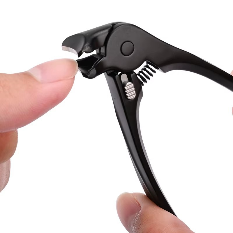 Easy-Grip Curved Nail Clipper for Seniors
